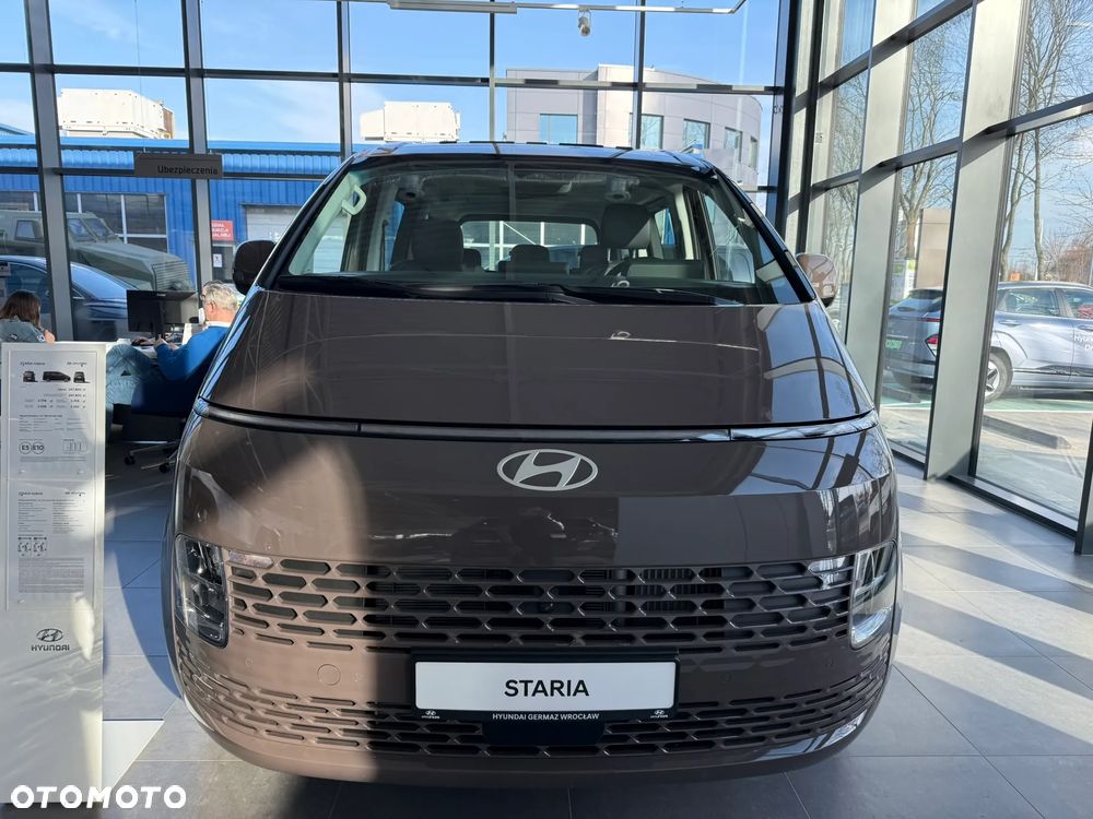 Hyundai Staria - 5