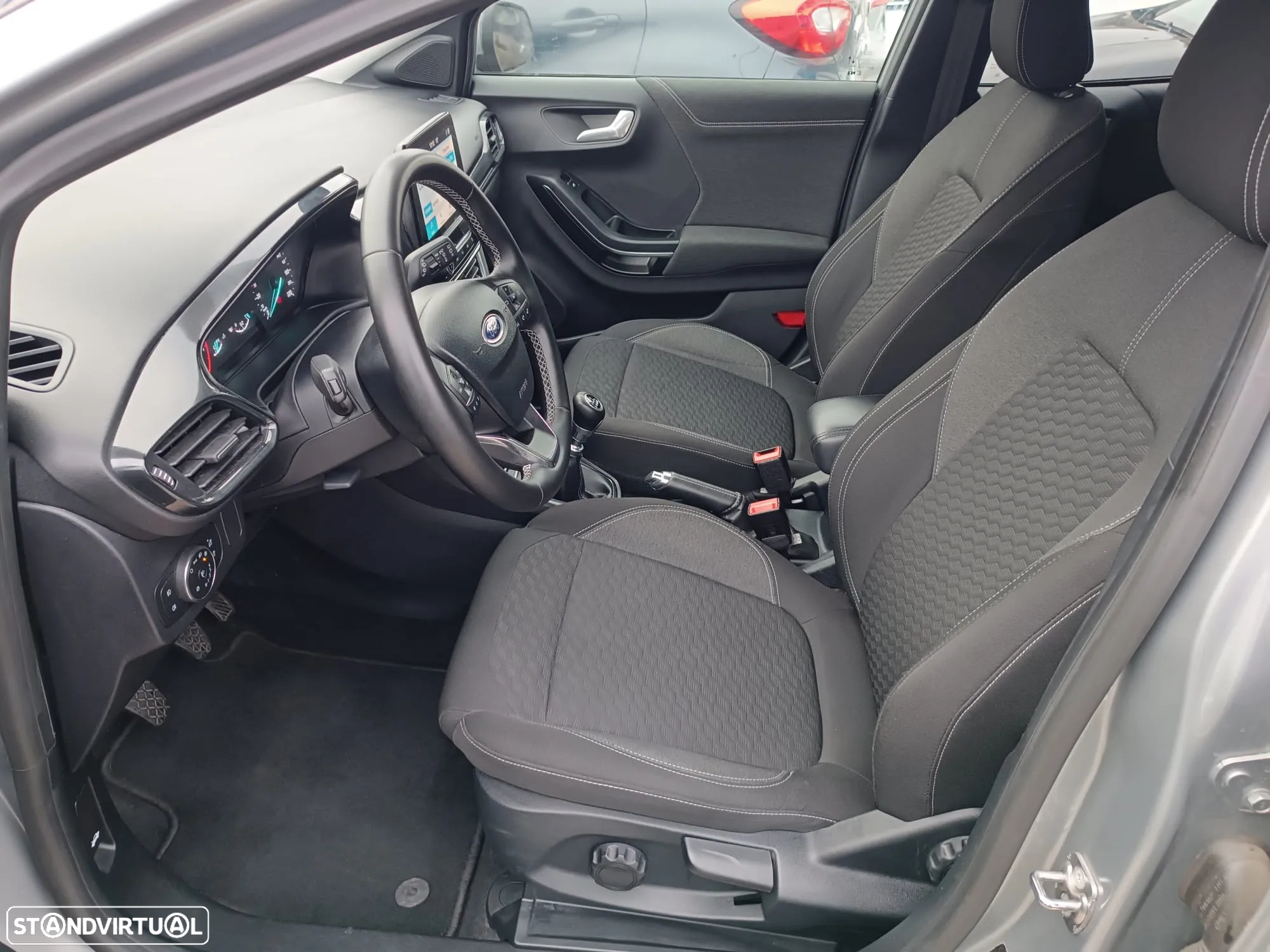 Ford Puma 1.0 EcoBoost MHEV Titanium - 9