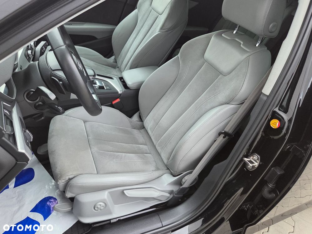Audi A4 Avant 2.0 TDI ultra S tronic - 30