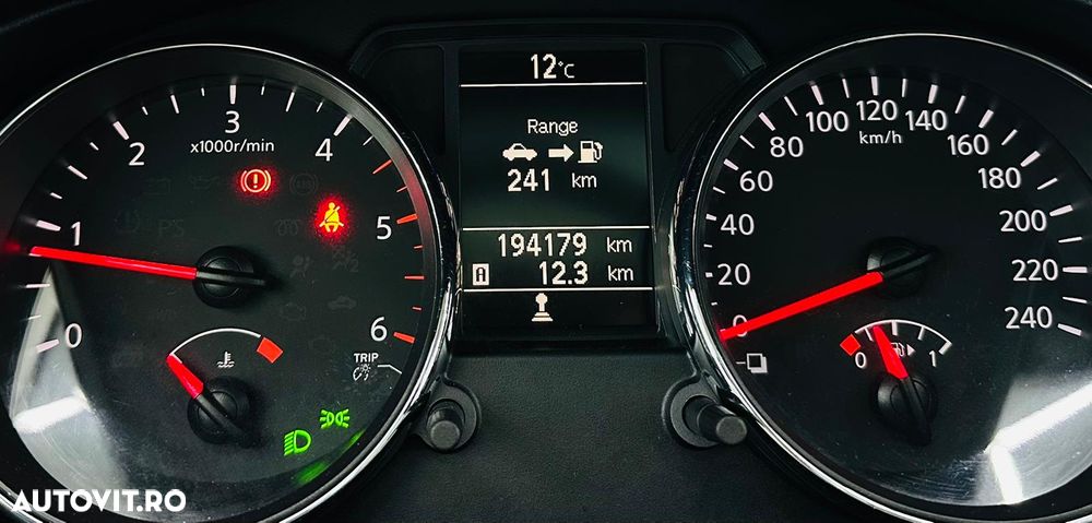 Nissan Qashqai 1.5 DCI TEKNA - 32