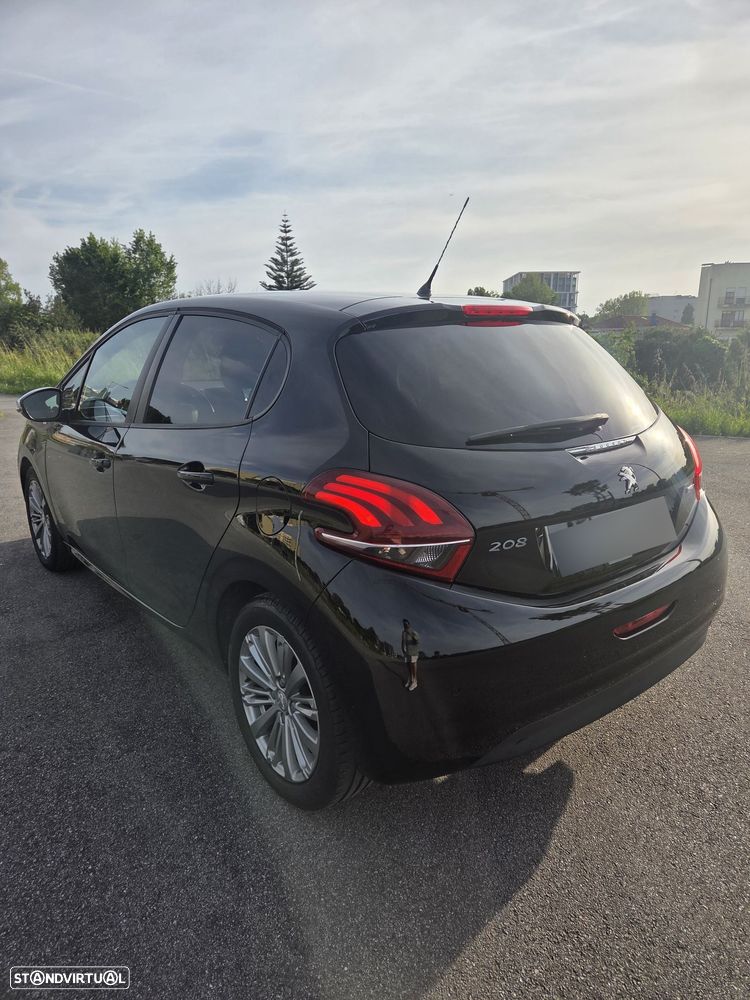 Peugeot 208 1.2 PureTech Style - 9