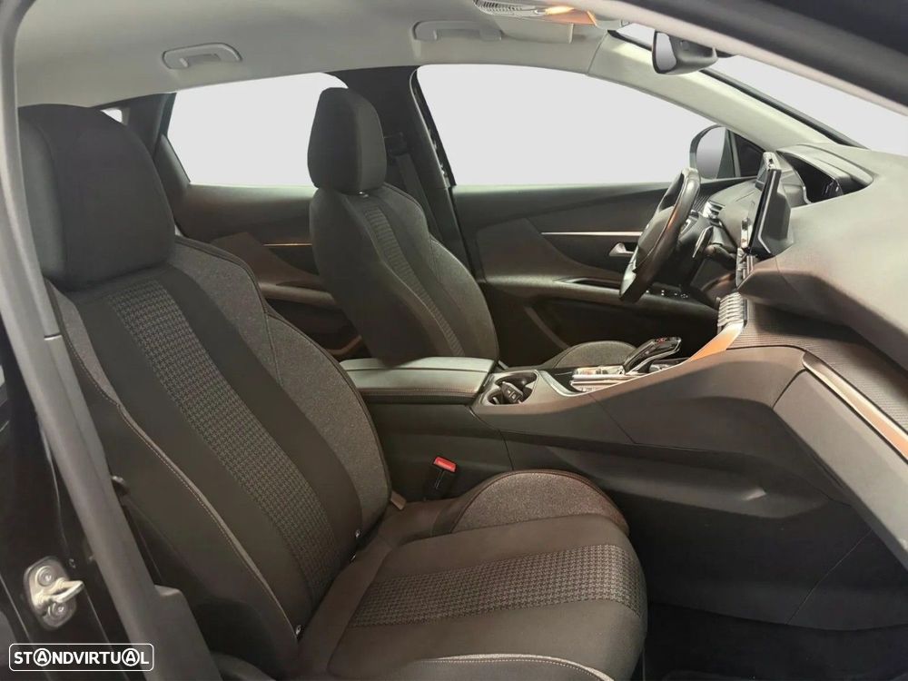 Peugeot 3008 - 15