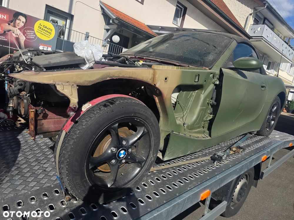 BMW Z4 2.2i - 3