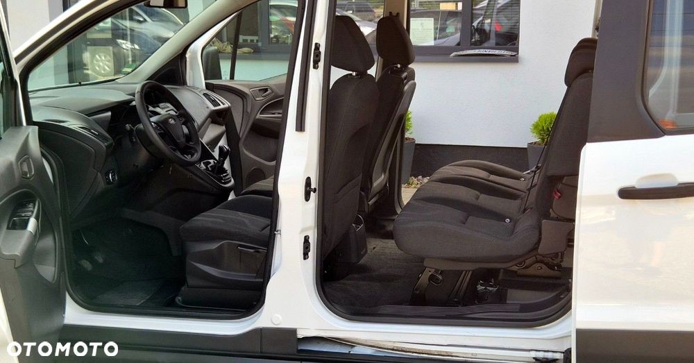 Ford Transit Connect - 20