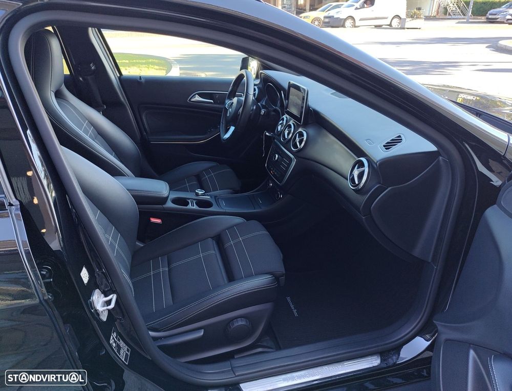 Mercedes-Benz GLA 180 CDi Urban Aut. - 12