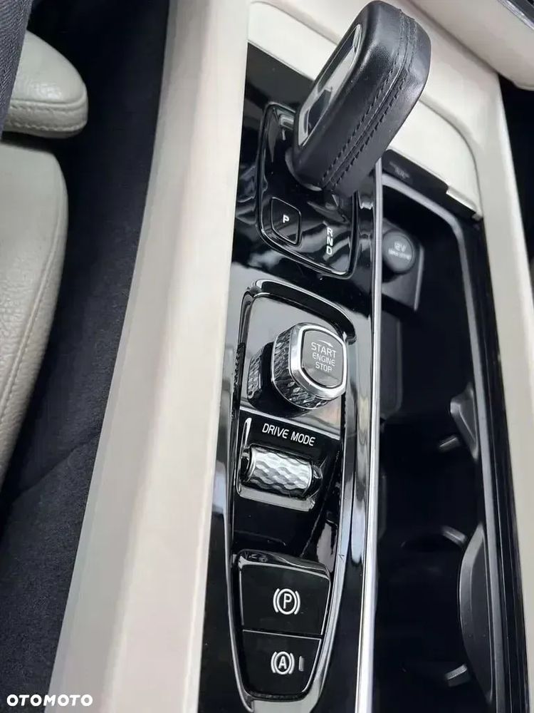 Volvo XC 60 - 10