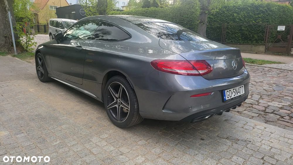 Mercedes-Benz Klasa C 220 d 4Matic 9G-TRONIC AMG Line - 8