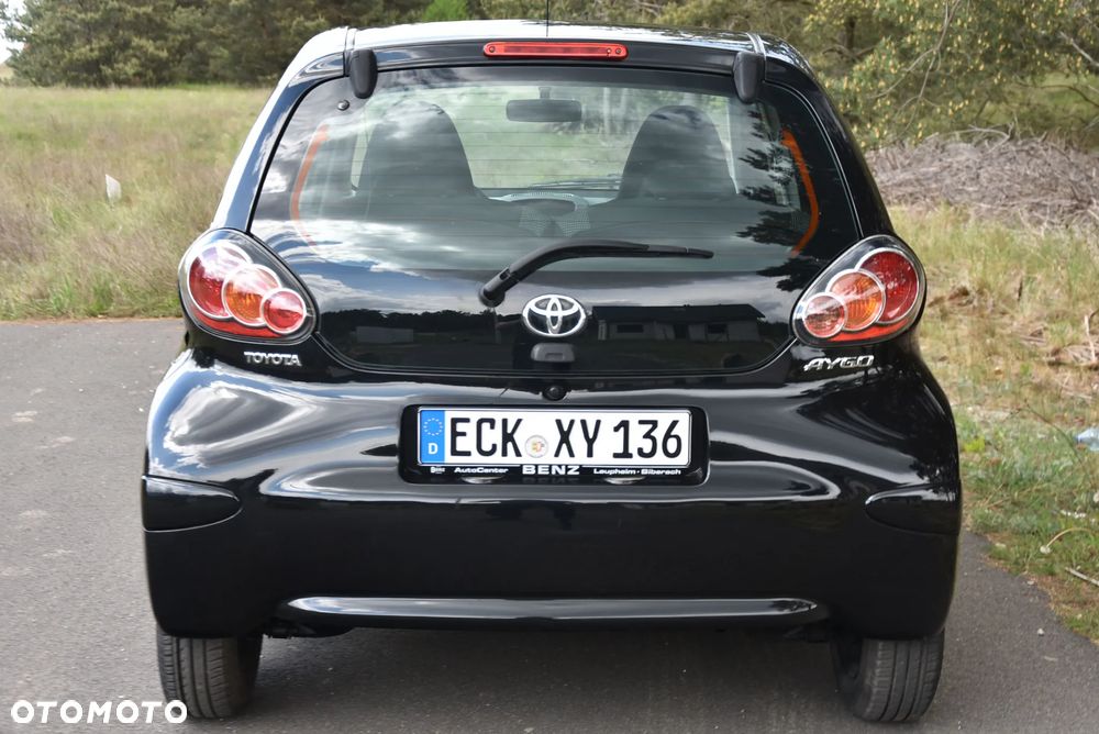 Toyota Aygo 1.0 VVT-i Luna EU5 - 12