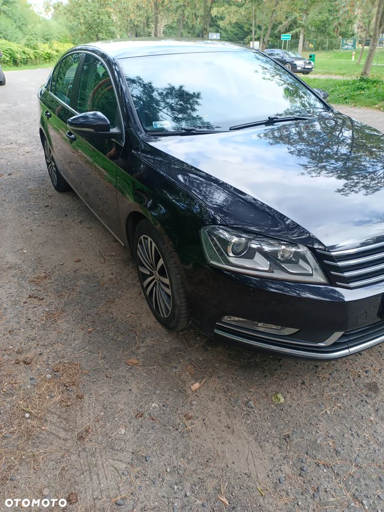 Volkswagen Passat 2.0 TDI Highline - 5