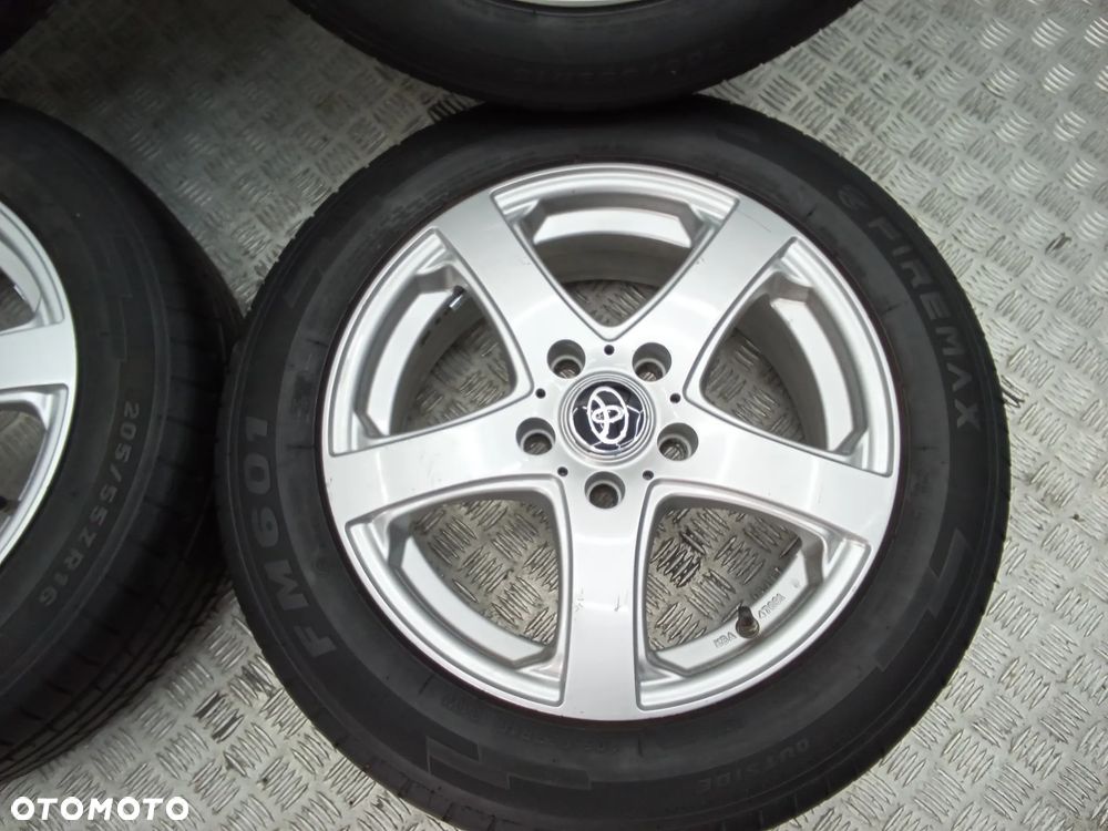 Koła Toyota Auris Corolla Verso 6,5Jx16 et45 5x114,3 - 4