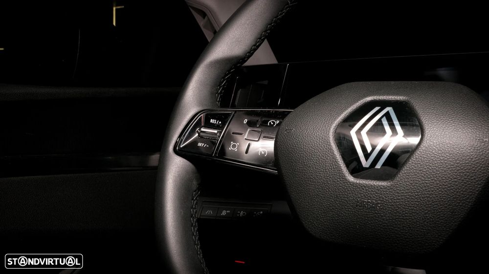 Renault Mégane E-Tech - 10