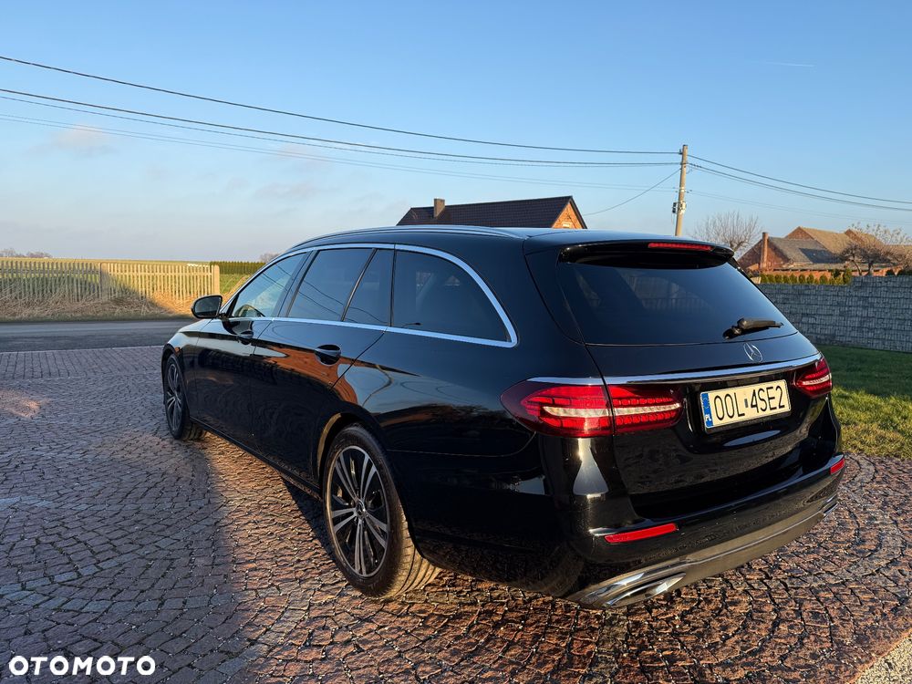 Mercedes-Benz Klasa E 220 d 9G-TRONIC Avantgarde - 4
