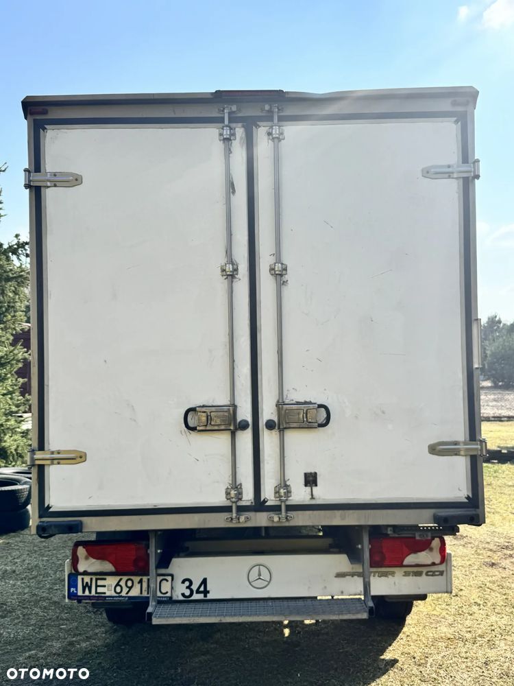 Mercedes-Benz Sprinter - 5