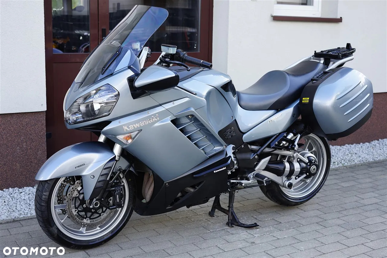 Kawasaki GTR - 21