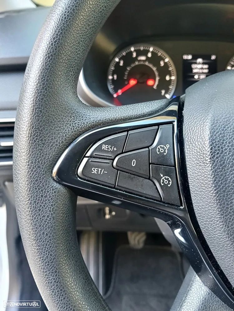 Dacia Sandero 1.0 SCe Essential - 25