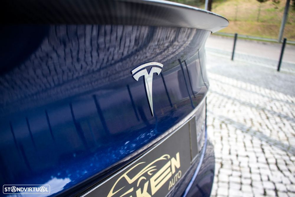 Tesla Model 3 Long Range AWD Dual Motor Performance - 10