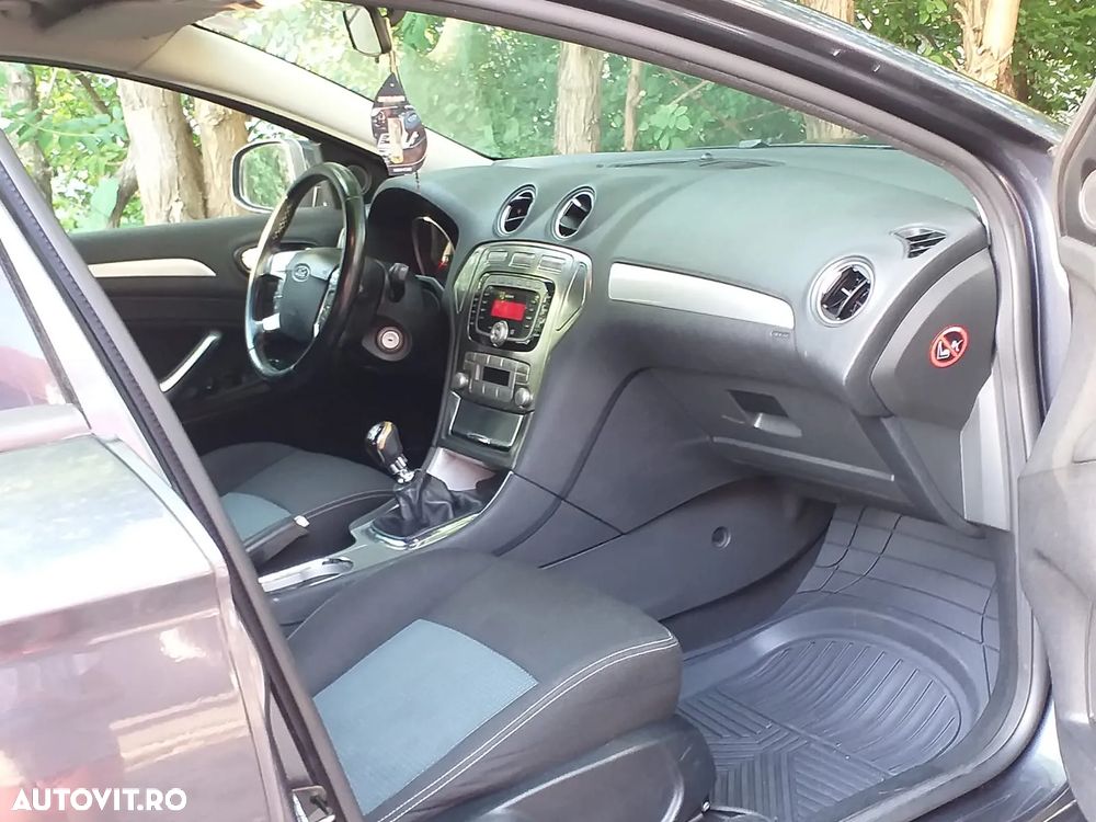 Ford Mondeo 2.0 TDCi Trend - 6