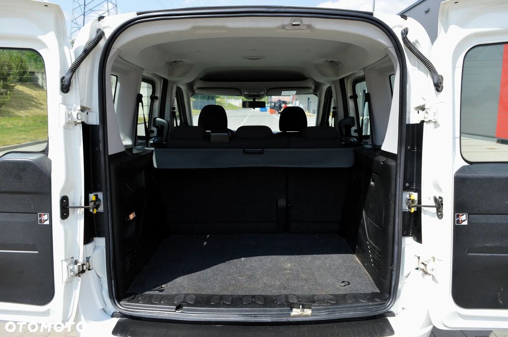Fiat Doblo 1.4 16V Pop - 33