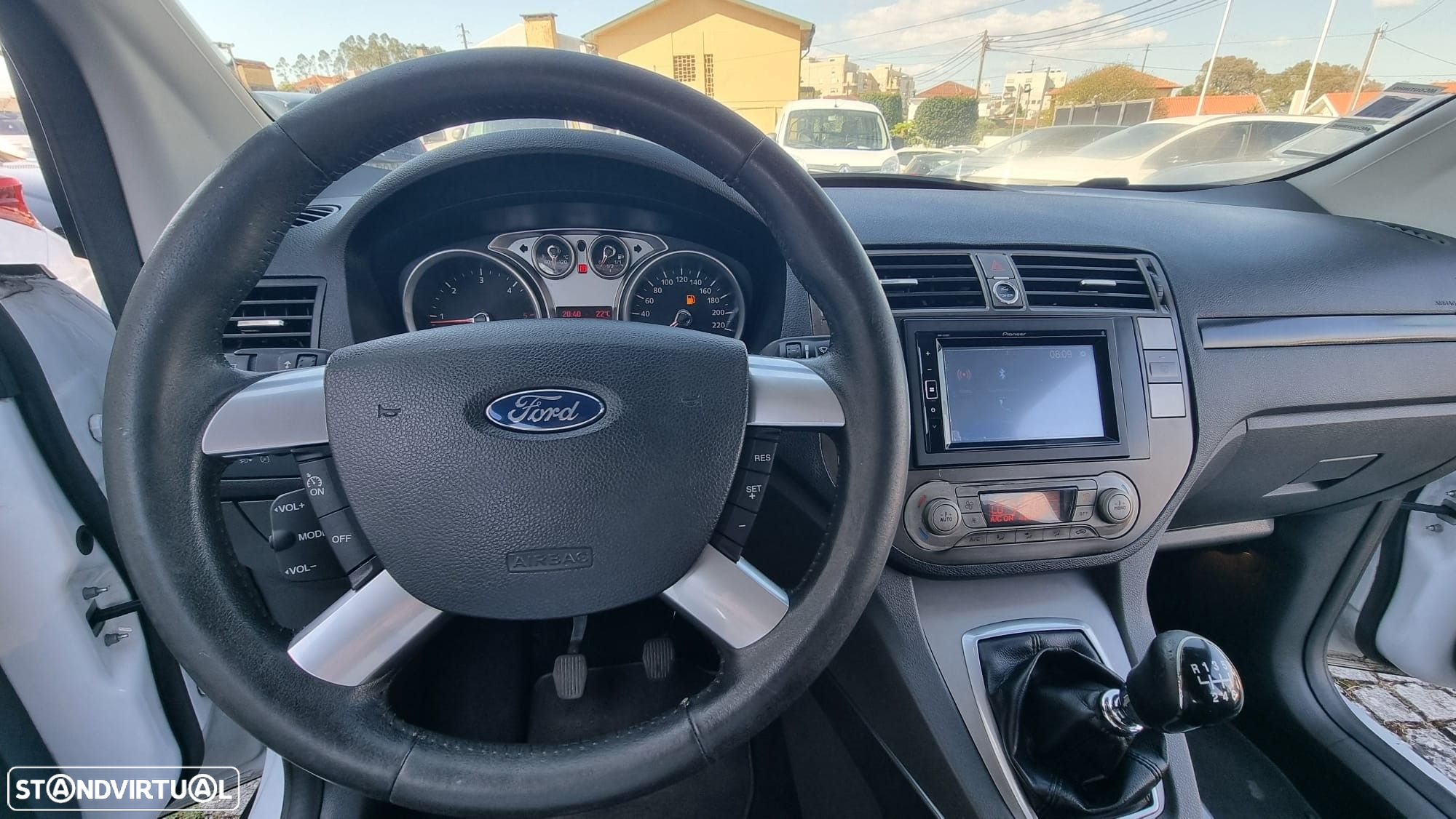 Ford Kuga 2.0 TDCi Trend - 13