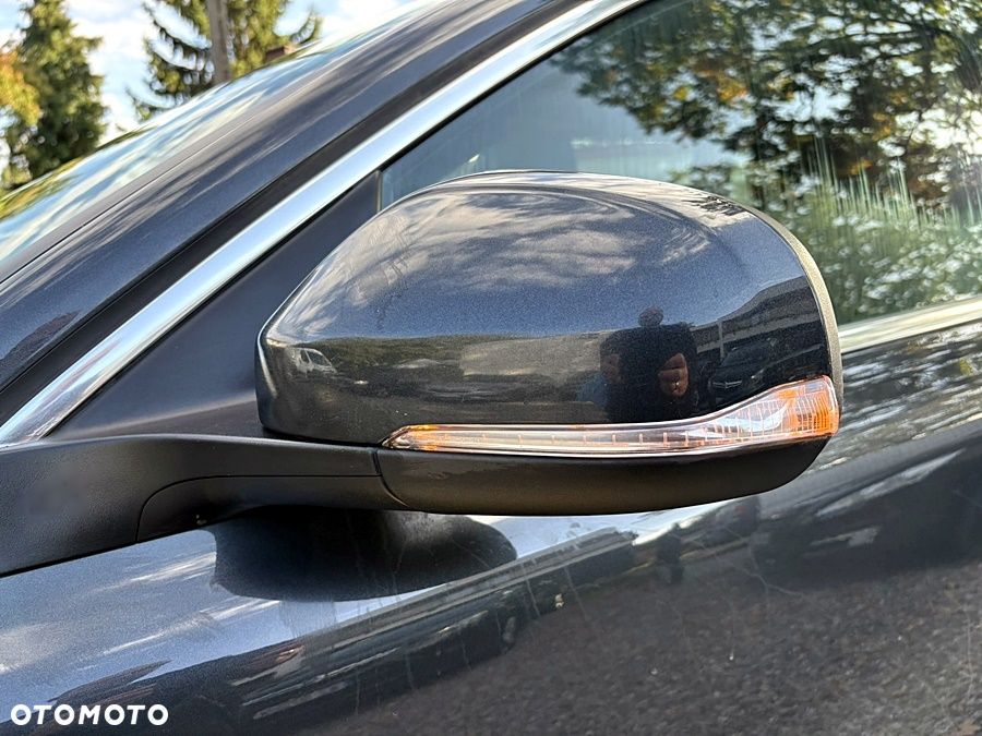 Volvo V70 D2 Momentum - 11