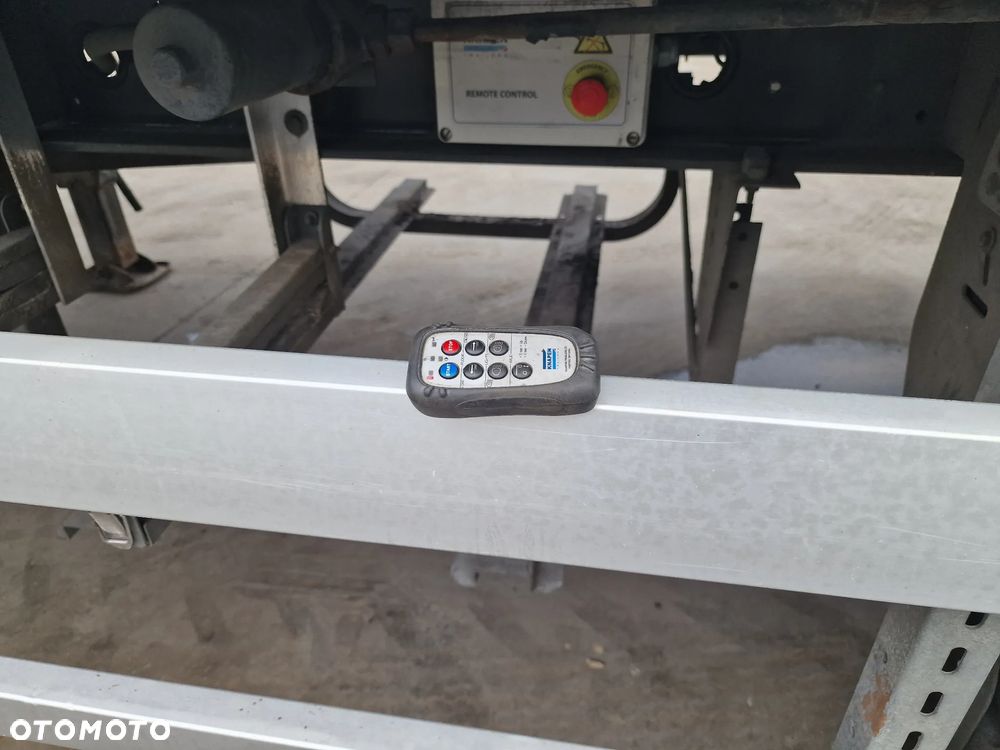 Knapen K200 Ruchoma podłoga 92m3 Podłoga 8 mm 2018 rok - 11