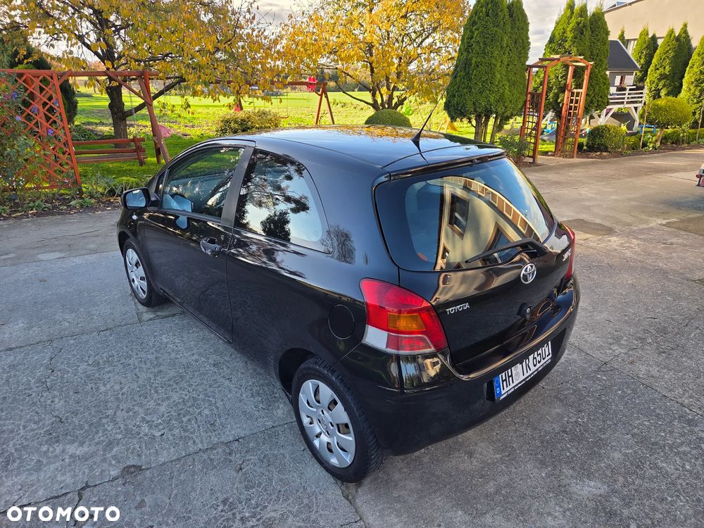 Toyota Yaris - 6