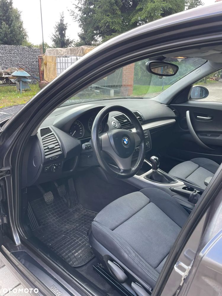 BMW Seria 1 116i - 19