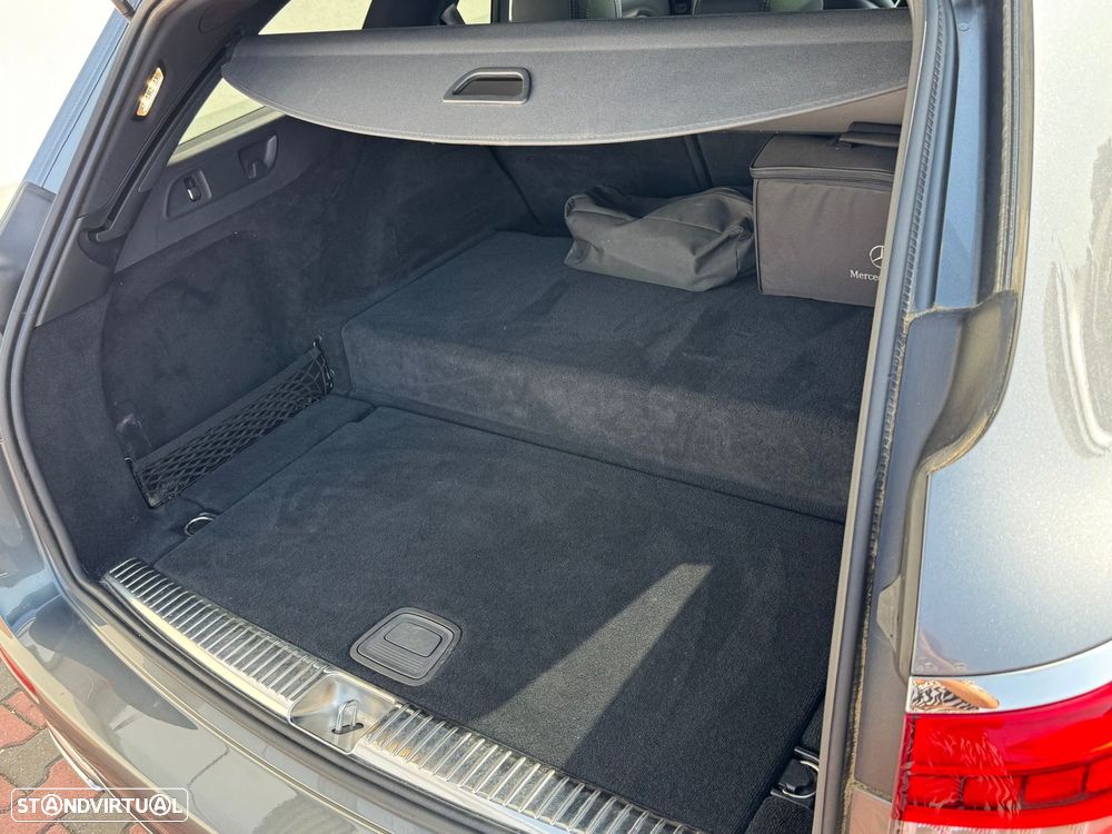 Mercedes-Benz E 300 de Avantgarde 4Matic - 33