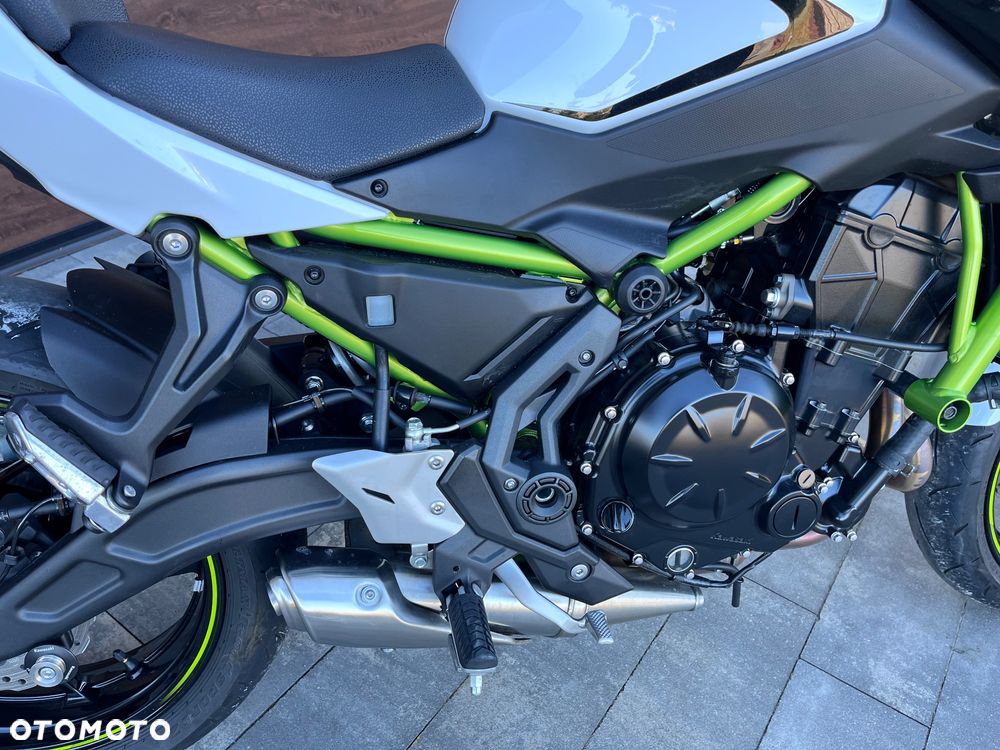 Kawasaki Z 650 - 11