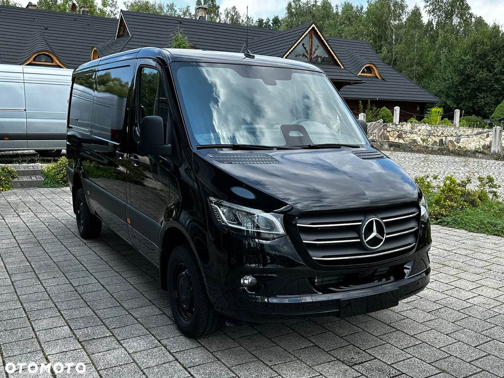 Mercedes-Benz Sprinter - 5