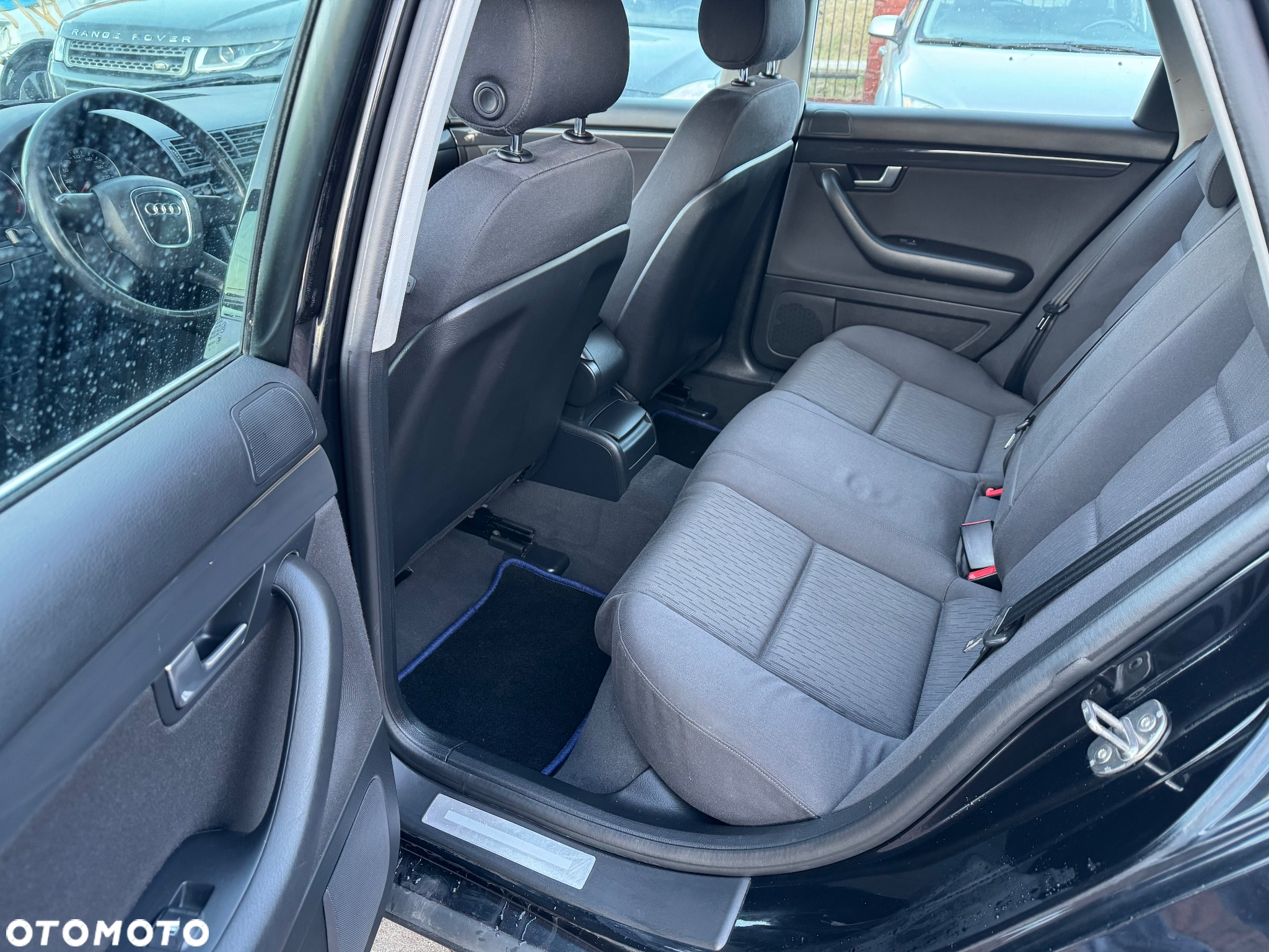 Audi A4 Avant 2.0 TDI - 10
