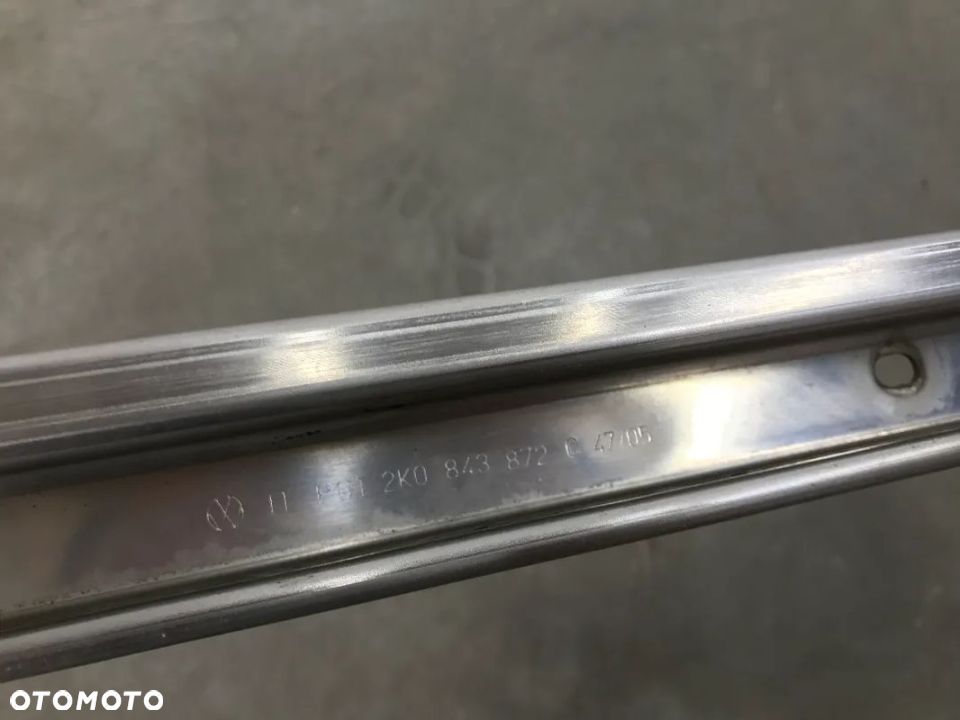 Prowadnica drzwi Volkswagen Vw Caddy 3 III boczna listwa zawias 03-20r 2K0843872C - 8