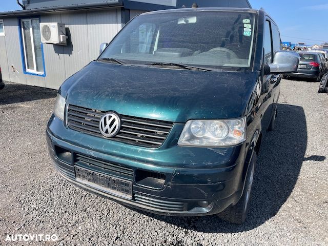 Dezmembrez Volkswagen Transporter T5 4x4 Syncro 2.5 TDI AXD - 1