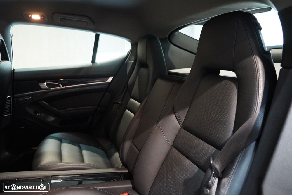 Porsche Panamera Edition - 21