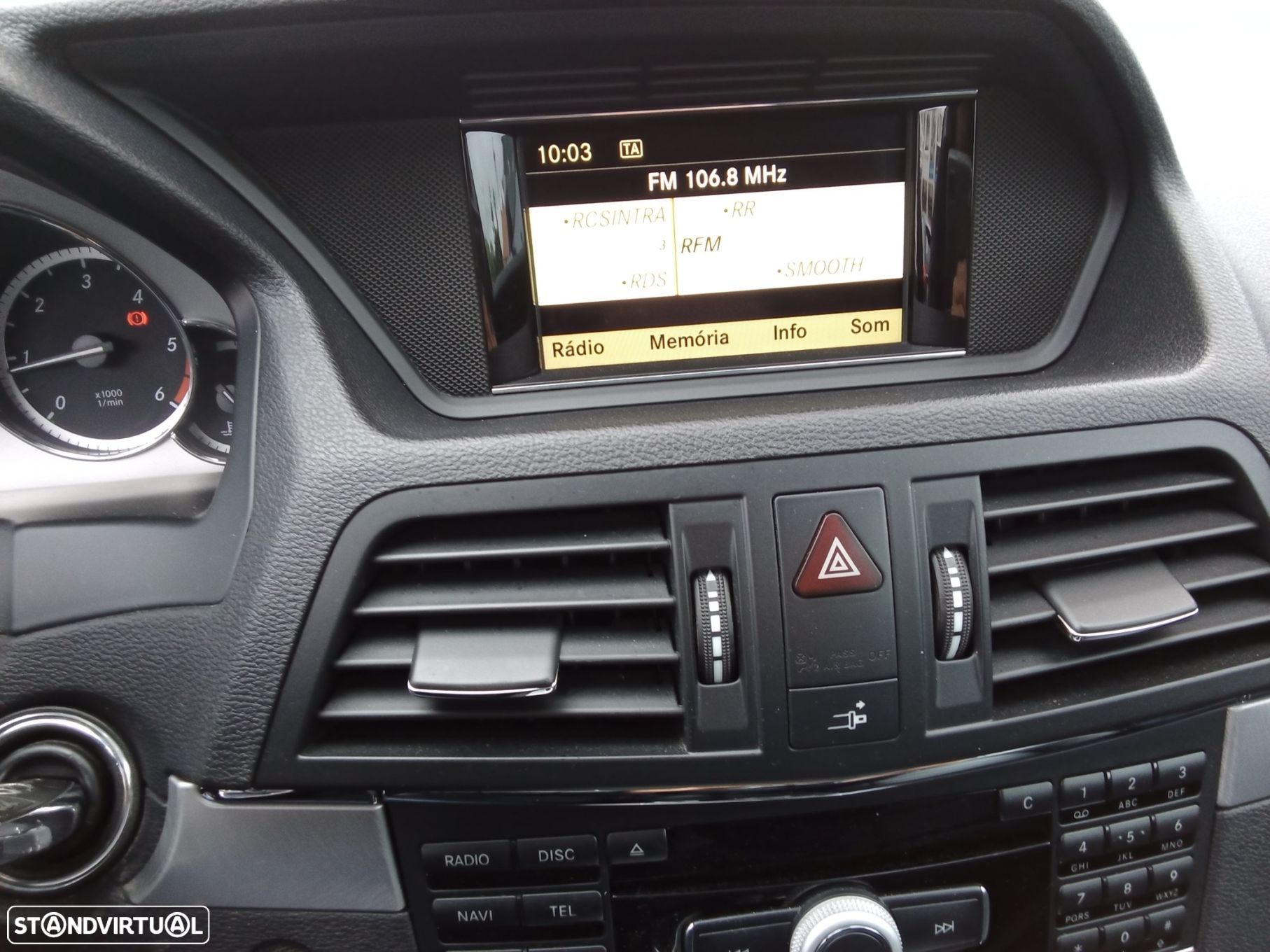 Mercedes-Benz E 250 CDi Avantgarde BlueEfficiency - 14