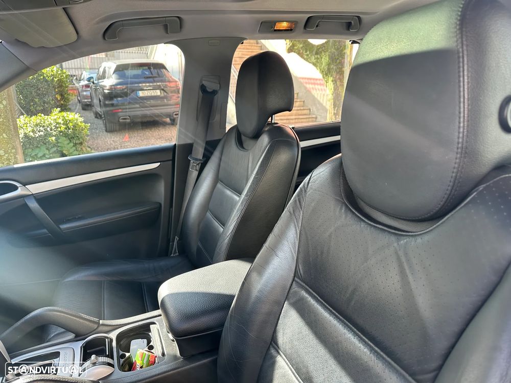 Porsche Cayenne Tiptronic - 12