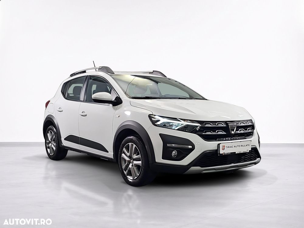 Dacia Sandero - 8