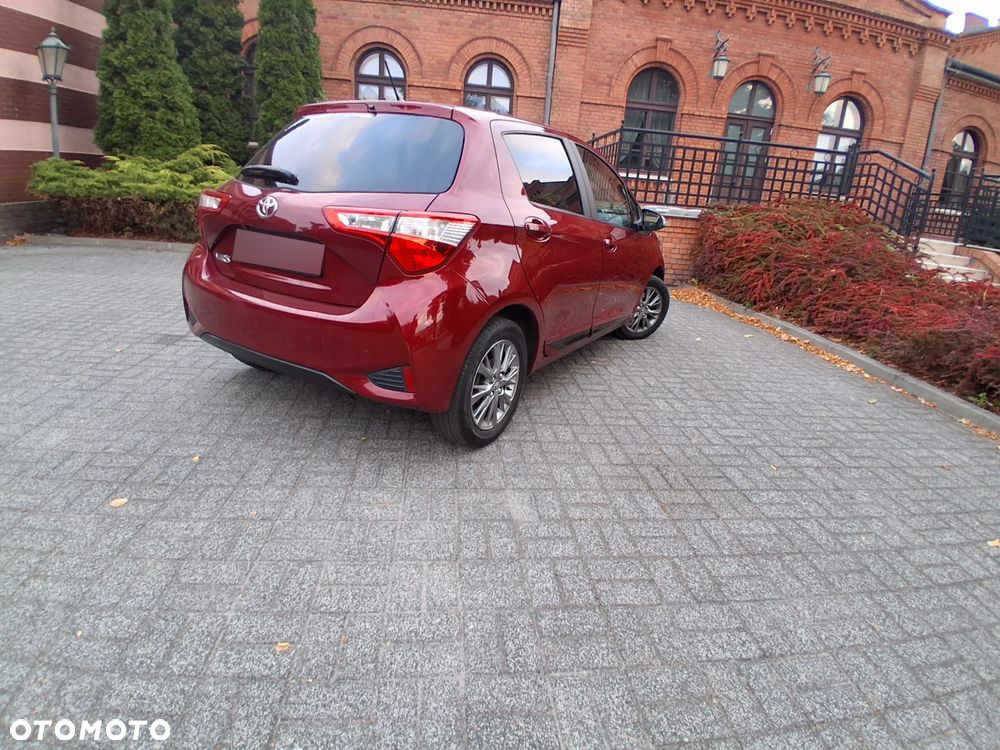 Toyota Yaris 1.5 Premium - 17