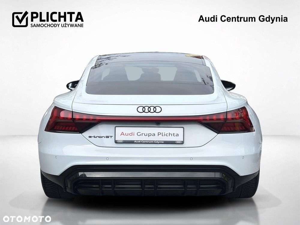 Audi e-tron GT - 5