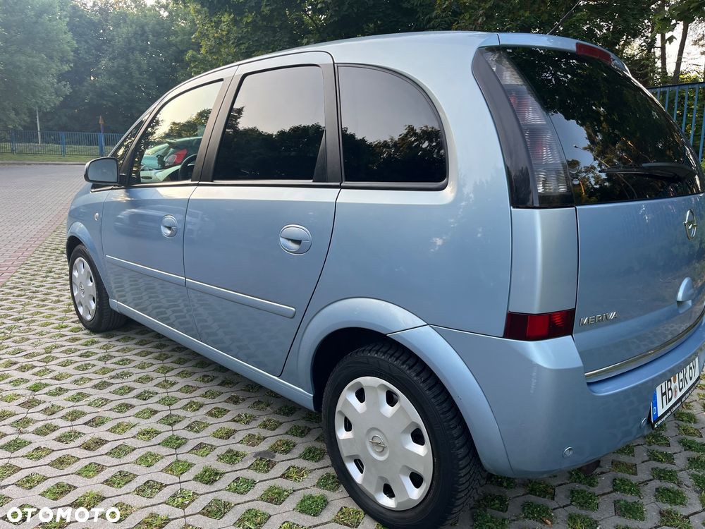 Opel Meriva 1.8 16V Cosmo Easytronic - 5
