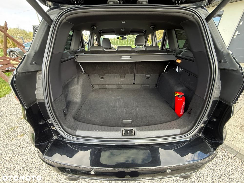 Ford Kuga 1.5 TDCi 2x4 ST-Line - 35