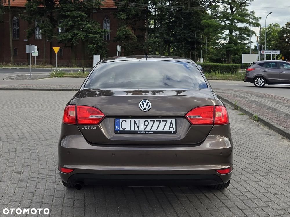 Volkswagen Jetta 1.2 TSI Comfortline - 29