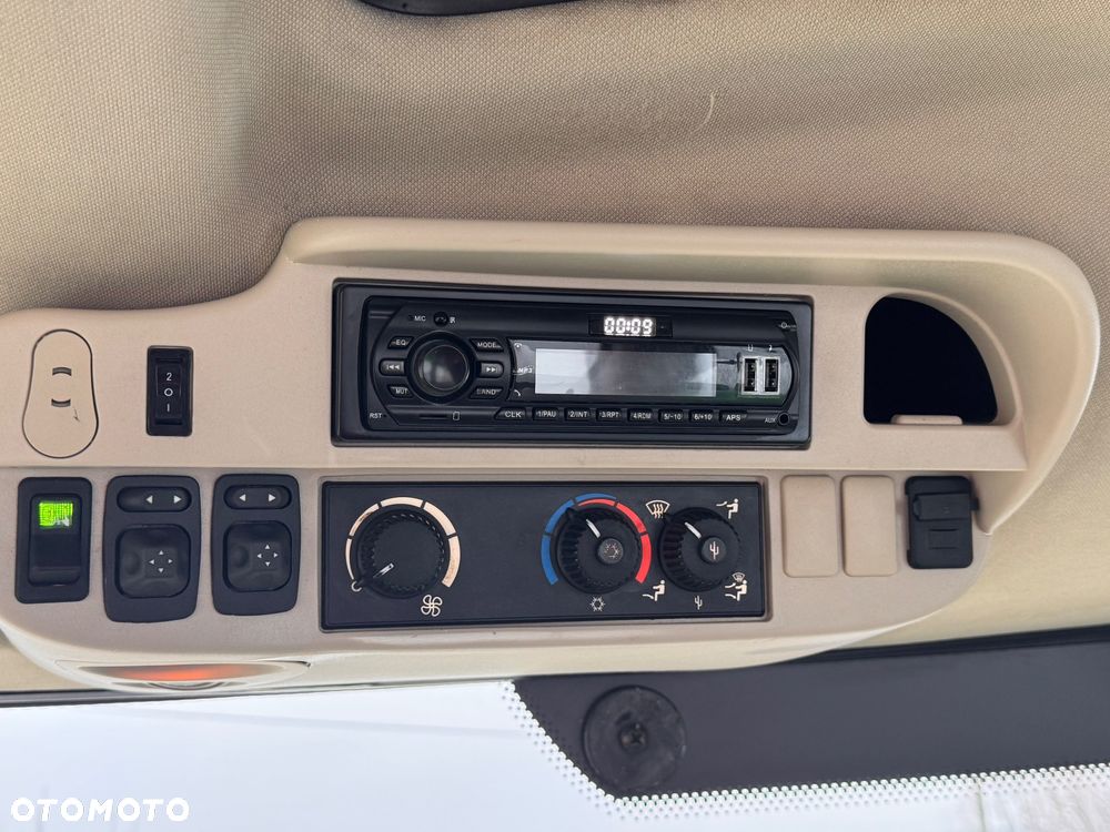 John Deere 6150 R - 16