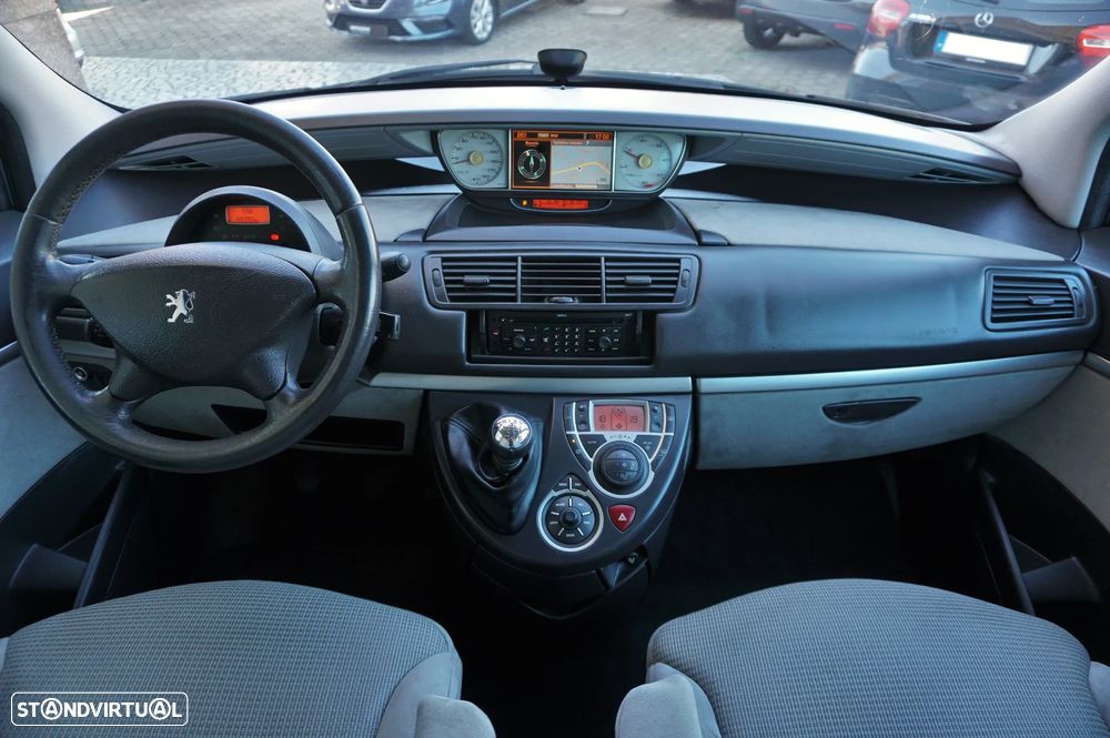 Peugeot 807 2.0 HDi Navteq - 25