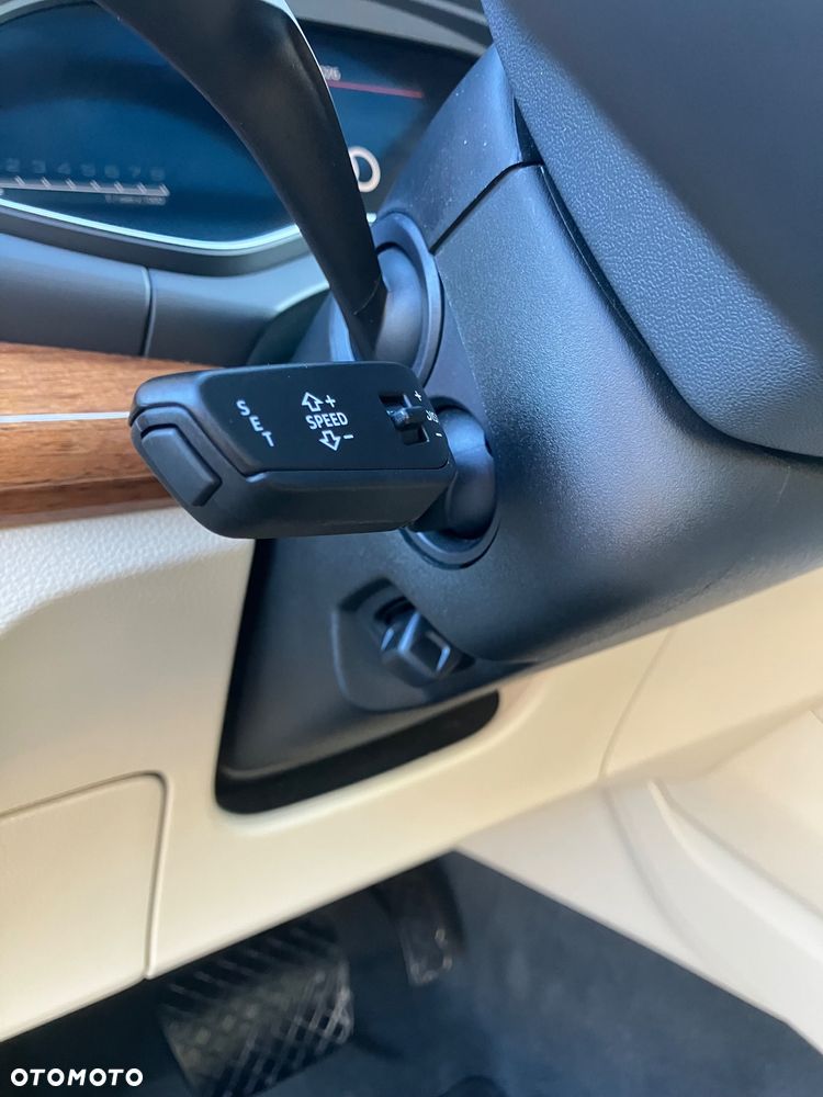 Audi Q5 40 TFSI quattro S tronic - 22