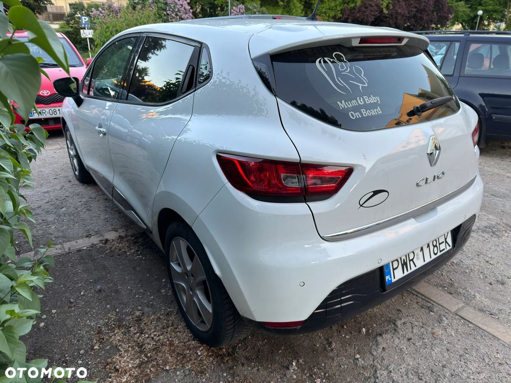 Renault Clio 1.2 16V Zen - 8