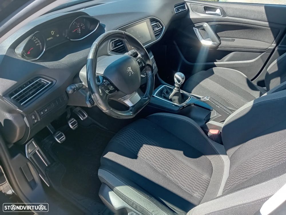 Peugeot 308 SW 1.6 BlueHDi Style J17 - 40