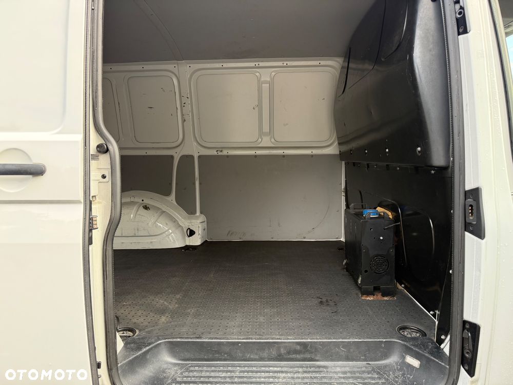 Volkswagen T6 - 17