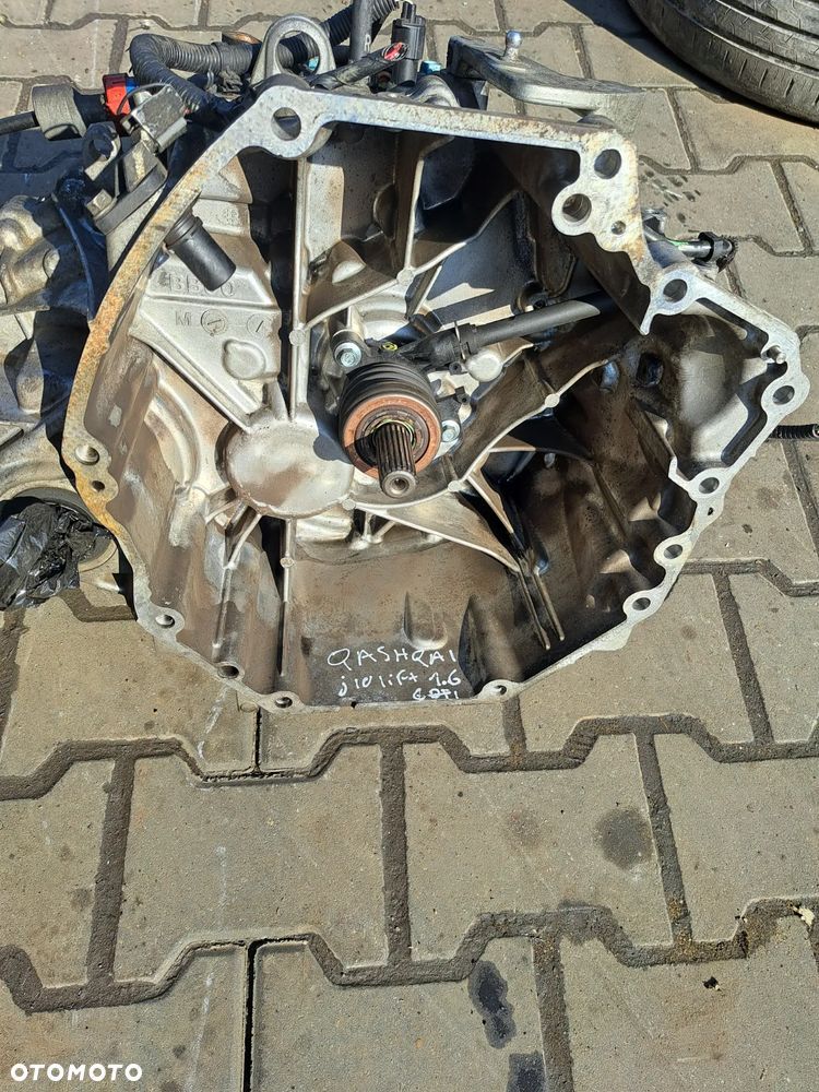 Nissan Qashqai j10 lift skrzynia biegów 1.6 diesel Juke I lift - 2