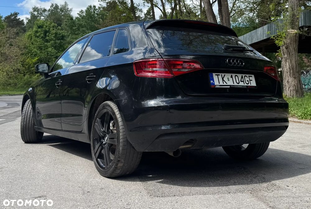 Audi A3 Sportback 1.6 TDI Ambition - 11